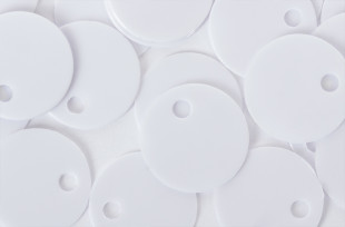 Пайетки " Zlatka" россыпью ZF- 11/ 1 8 мм 10 г №01 белый